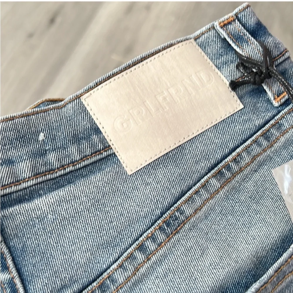 New GRLFRND Cassidy Midrise Straight Jeans In la brea Size 27 - Picture 8 of 9